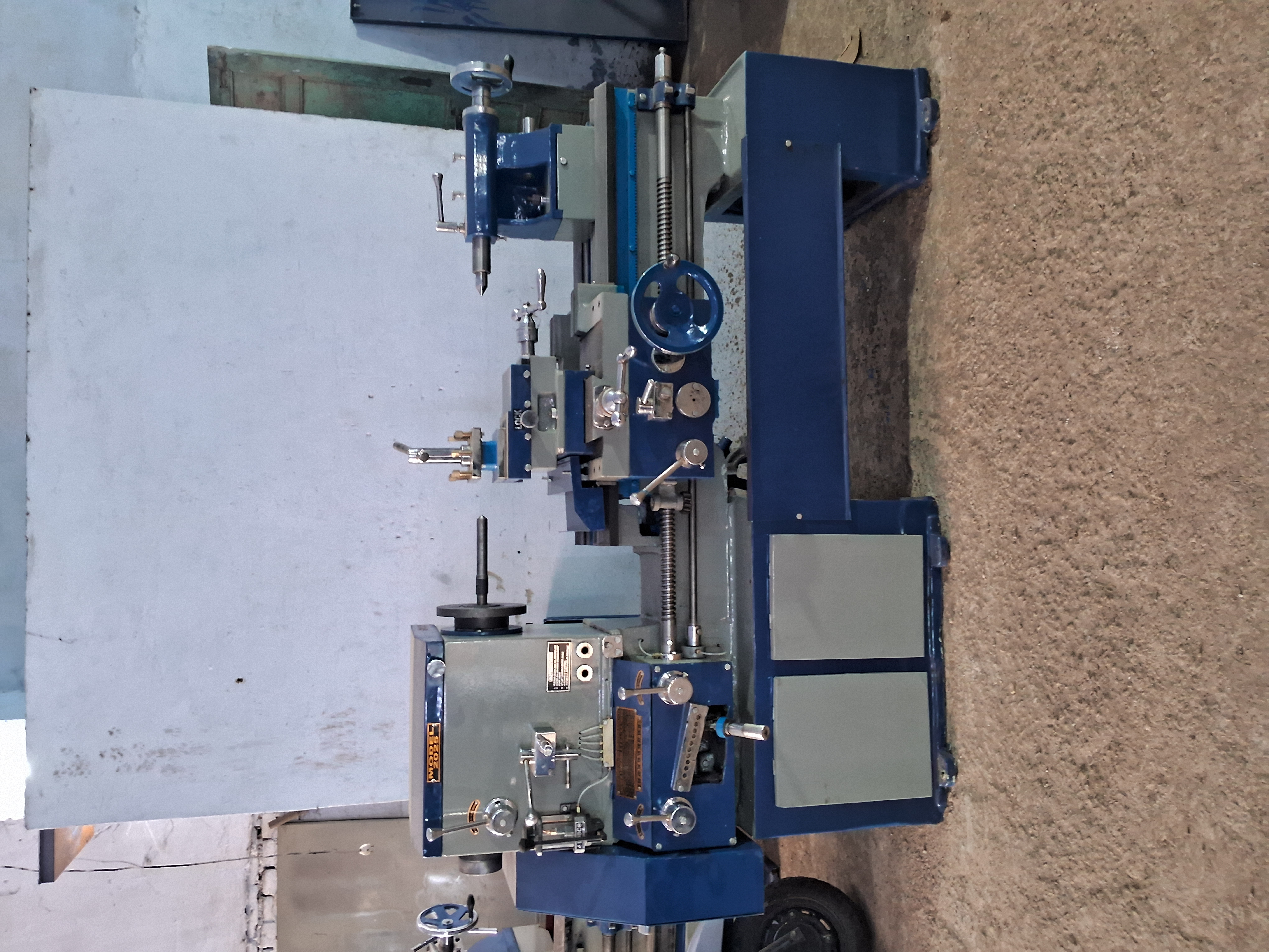 Light Duty Lathe Machine